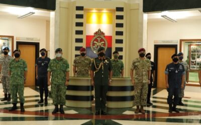 COMMANDER OF ROYAL BRUNEI ARMED FORCES MEETS WITH IMT-18 AND IDB VMAT- 4 CONTINGENTS