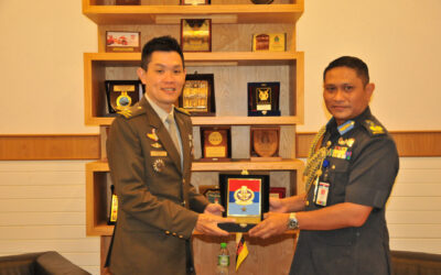 JOINT FORCE COMMANDER RECEIVES COURTESY CALL FROM THE DIRECTOR MILITARY INTELLIGENCE, SINGAPORE ARMED FORCES