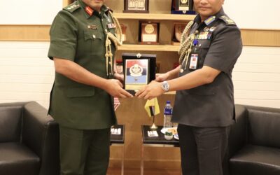 THE JOINT FORCE COMMANDER RECEIVES FAREWELL CALL FROM THE OUTGOING DEFENSE ADVISER MALAYSIAN ARMED FORCE
