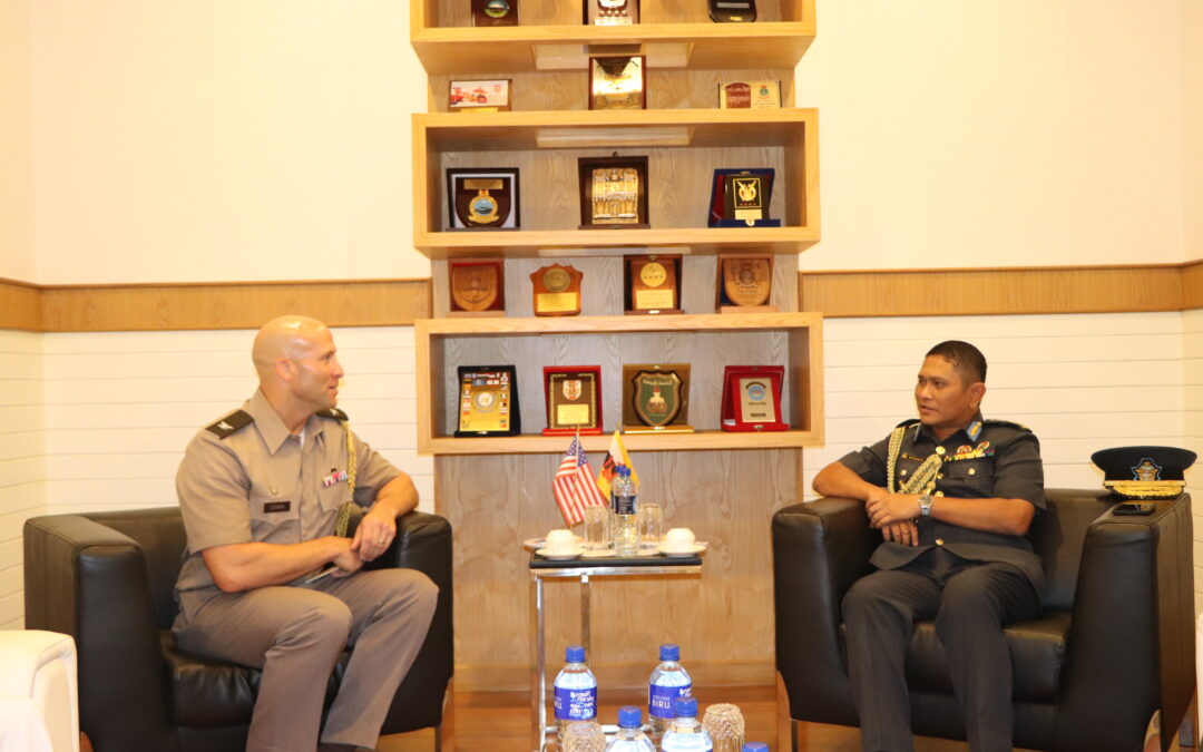 JOINT FORCE COMMANDER RECEIVES A COURTESY CALL FROM THE DEFENSE ATTACHÉ OF THE UNITED STATES OF AMERICA TO BRUNEI DARUSSALAM