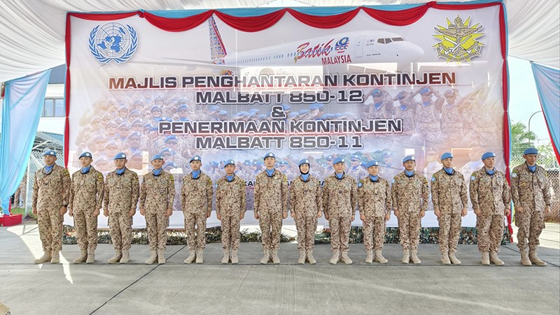 THE FINAL FLIGHT OF THE MALBATT 850-12 CONTINGENT DEPARTS FOR THE PEACEKEEPING MISSION OF THE UNITED NATIONS INTERIM FORCE IN LEBANON (UNIFIL)