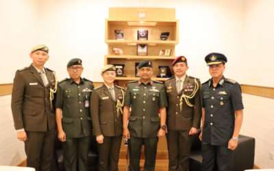 ACTING JOINT FORCE COMMANDER RECEIVES A FAREWELL CALL FROM DEFENCE ADVISER OF THE REPUBLIC OF SINGAPORE