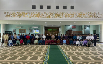 JOINT FORCE HEADQUATERS (JFHQ) JOINS FRIDAY SERMON IN CONJUNCTION WITH THE ROYAL BRUNEI ARMED FORCES 64TH ANNIVERSARY CELEBRATION