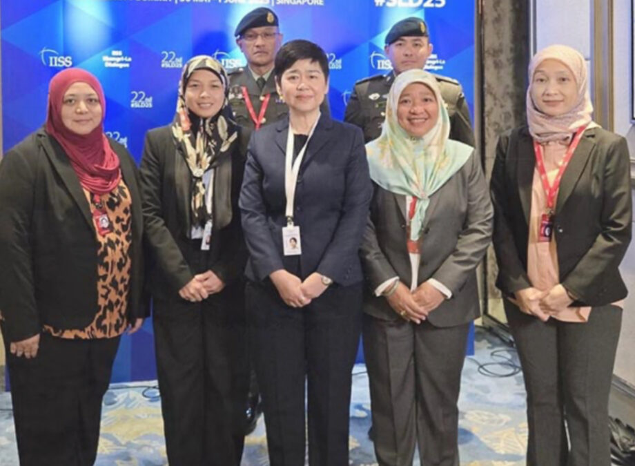 JOINT FORCE HEADQUARTERS, ROYAL BRUNEI ARMED FORCES (JFHQ RBAF)  JOINS MINISTRY OF DEFENCE DELEGATION FOR THE 22ND IISS SHANGRI-LA  DIALOGUE REPUBLIC OF SINGAPORE