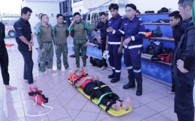 JOINT FORCES ROYAL BRUNEI ARMED FORCES ORGANISED A BASIC WATER RESCUE AND LIFE SAVER WORKSHOP