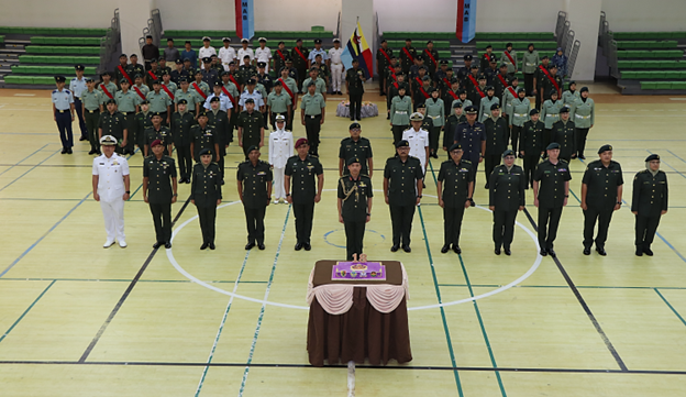 UPACARA PERBARISAN SEMPENA SAMBUTAN HARI ULANG TAHUN ANGKATAN BERSAMA ANGKATAN BERSENJATA DIRAJA BRUNEI KE-18