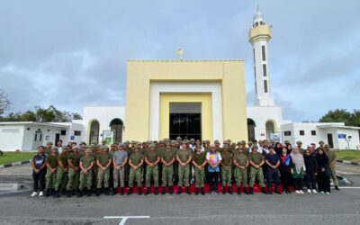 JOINT FORCE COMMANDER PARTICIPATES IN CLEANING CAMPAIGN AT SUNGAI TERABAN, BELAIT DISTRICT